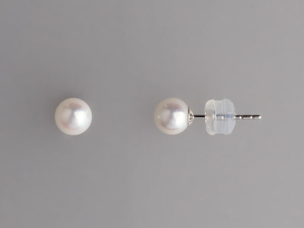 18K WHITE GOLD 5-5.5MM AKOYA PEARL STUD